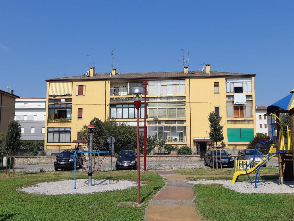 Appartamento in in vendita da privato a Cadoneghe via Giovanni Pascoli, 4