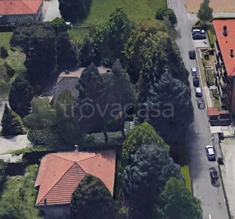 Villa in vendita a Lentate sul Seveso via Ariosto 33
