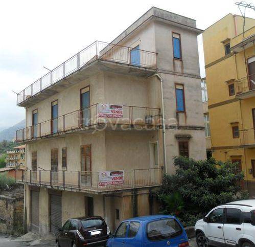 Appartamento in vendita a Carini via Giannella