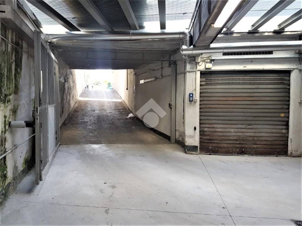 Garage in vendita a Nichelino via pinerolo, 21