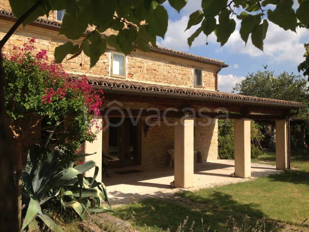 Villa Bifamiliare in vendita a Maiolati Spontini