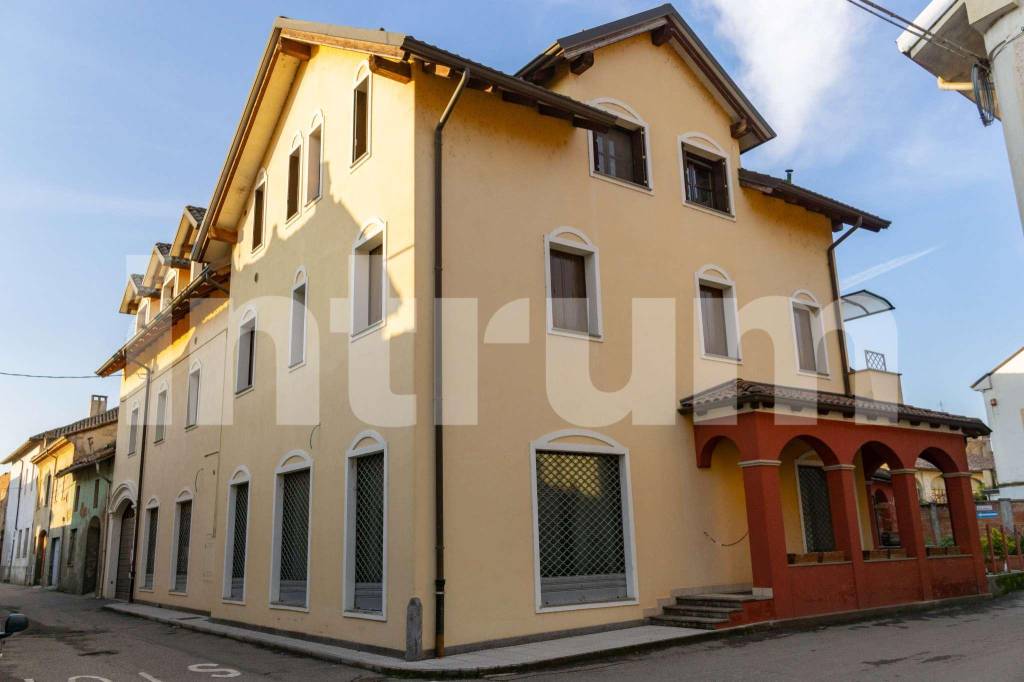Appartamento in vendita a Bassignana via Cavour - Garibaldi