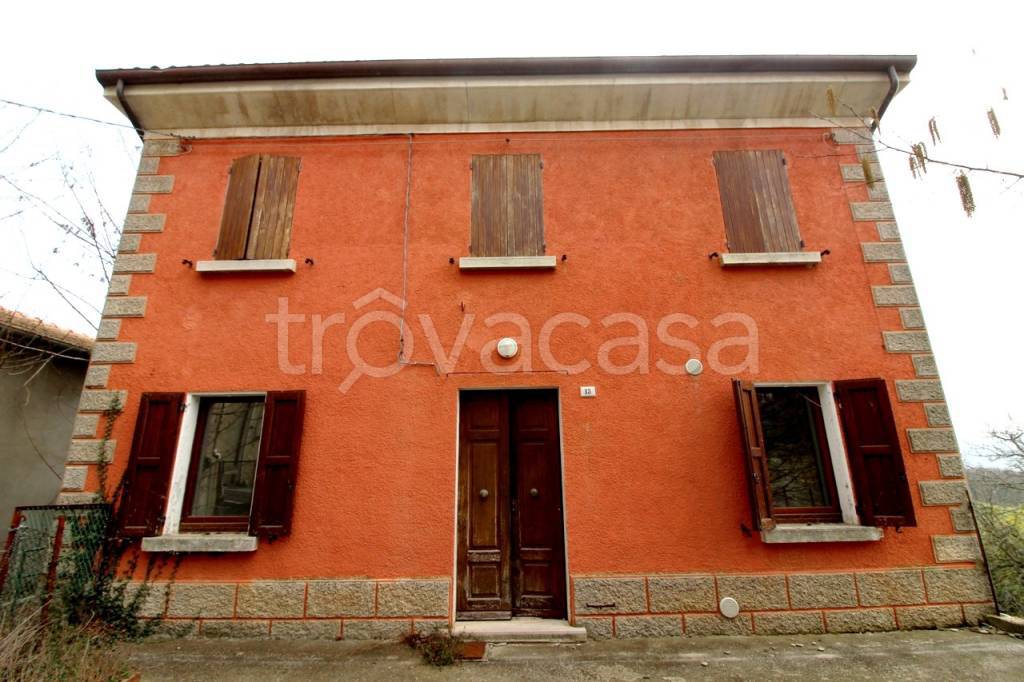 Casa Indipendente in vendita a San Leo via Montemaggio