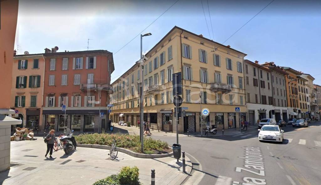 Ufficio in vendita a Bergamo via Zambonate, 73