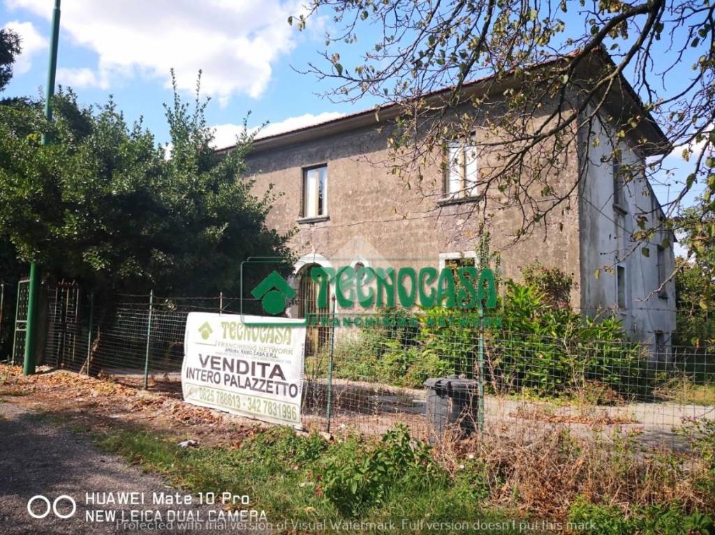 Casale in vendita a Ospedaletto d'Alpinolo contrada utracchi, 5