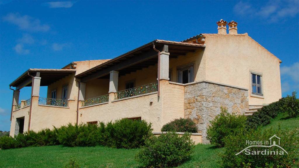 Villa in vendita ad Aglientu strada castelsardo-santa Teresa Gallura