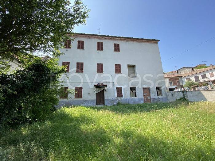 Casa Indipendente in vendita a Mombello Monferrato via Roma