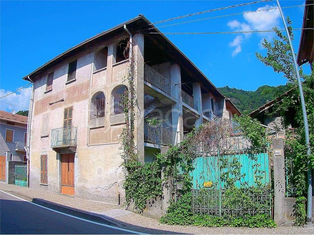 Casa Indipendente in vendita a Quarona via Rolandi, 166