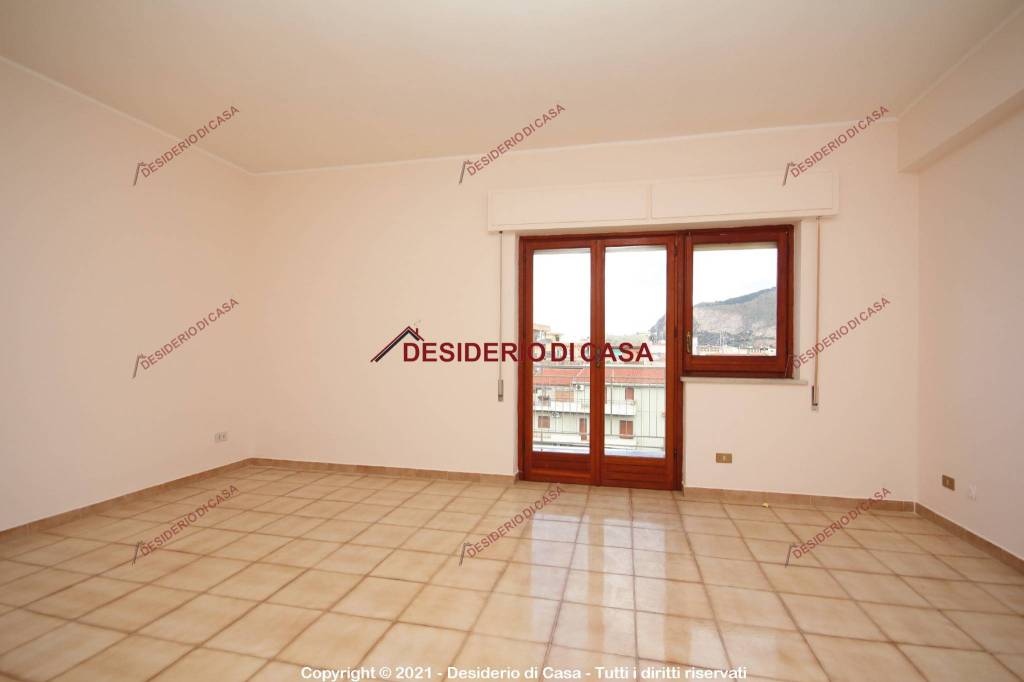 Appartamento in vendita a Bagheria via Bernardo Mattarella, 89