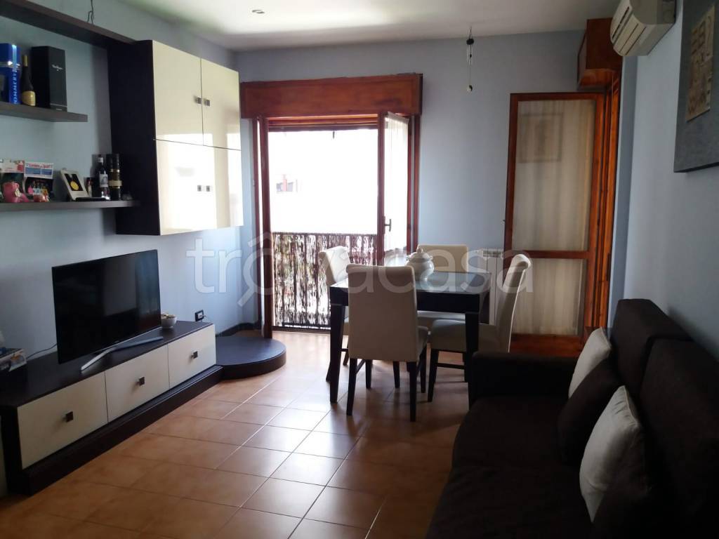 Appartamento in vendita a Guidonia Montecelio via delle Ginestre
