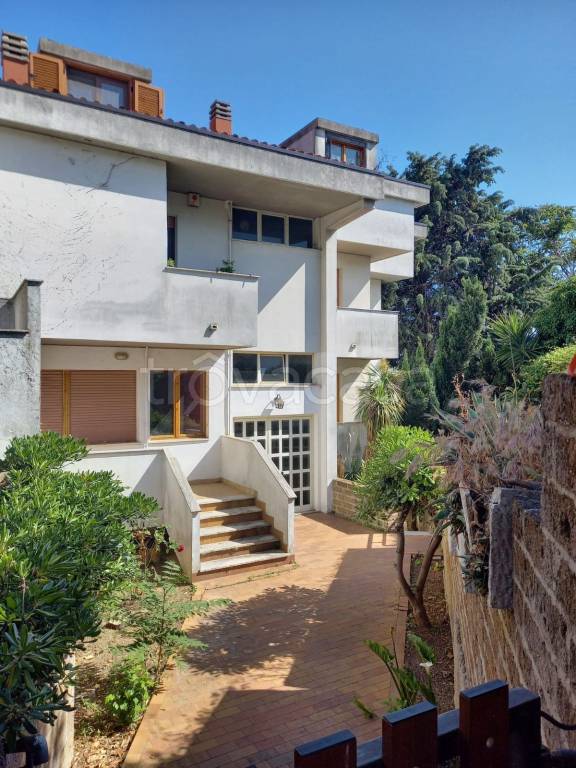 Villa a Schiera in in vendita da privato a Pescara strada Colle Scorrano, 7