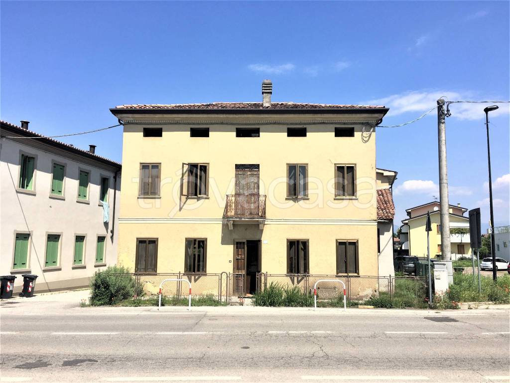 Villa in vendita a Fontaniva via Guglielmo Marconi