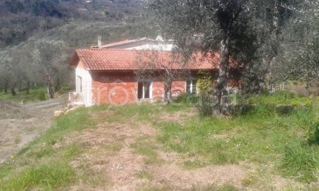 Villa in vendita a Sarzana via dei Molini