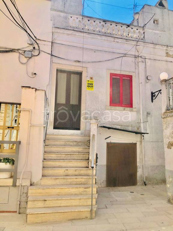 Casa Indipendente in vendita a Cassano delle Murge via Santa Maria dei Martiri