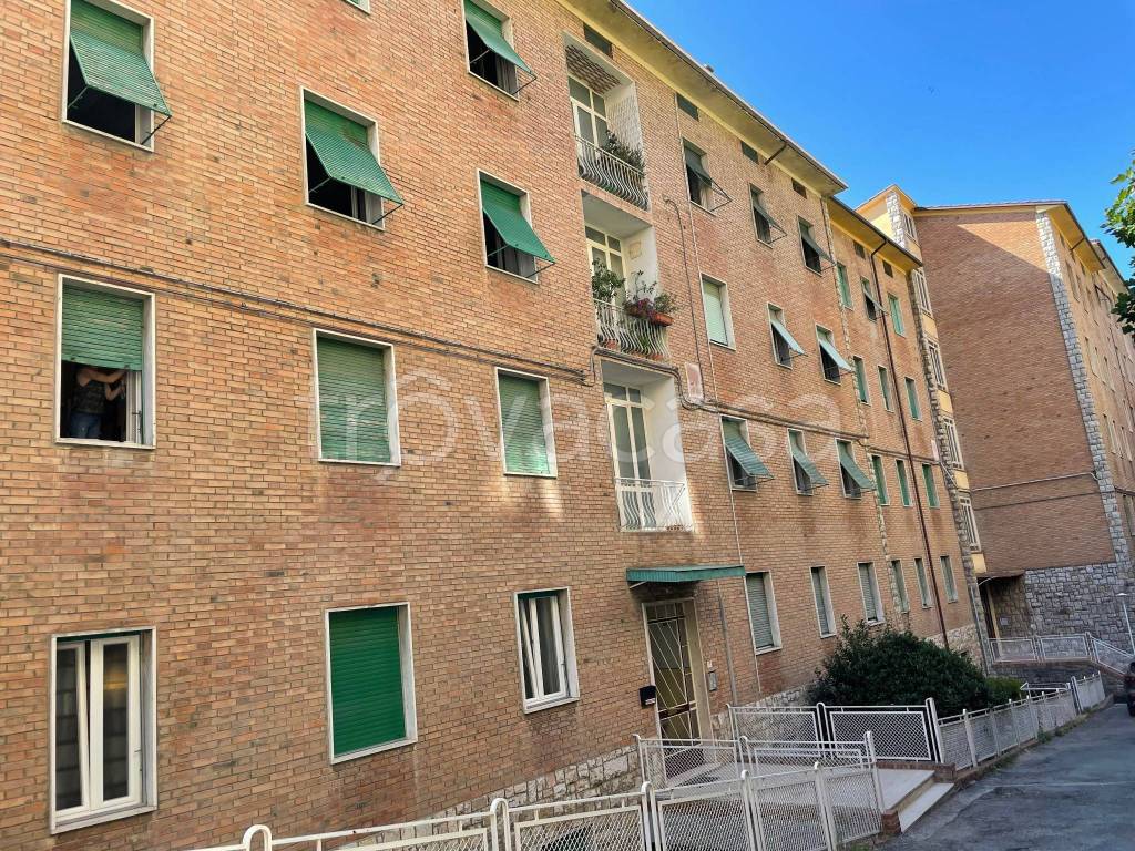 Appartamento in vendita a Perugia via Lorenzo Maitani, 4