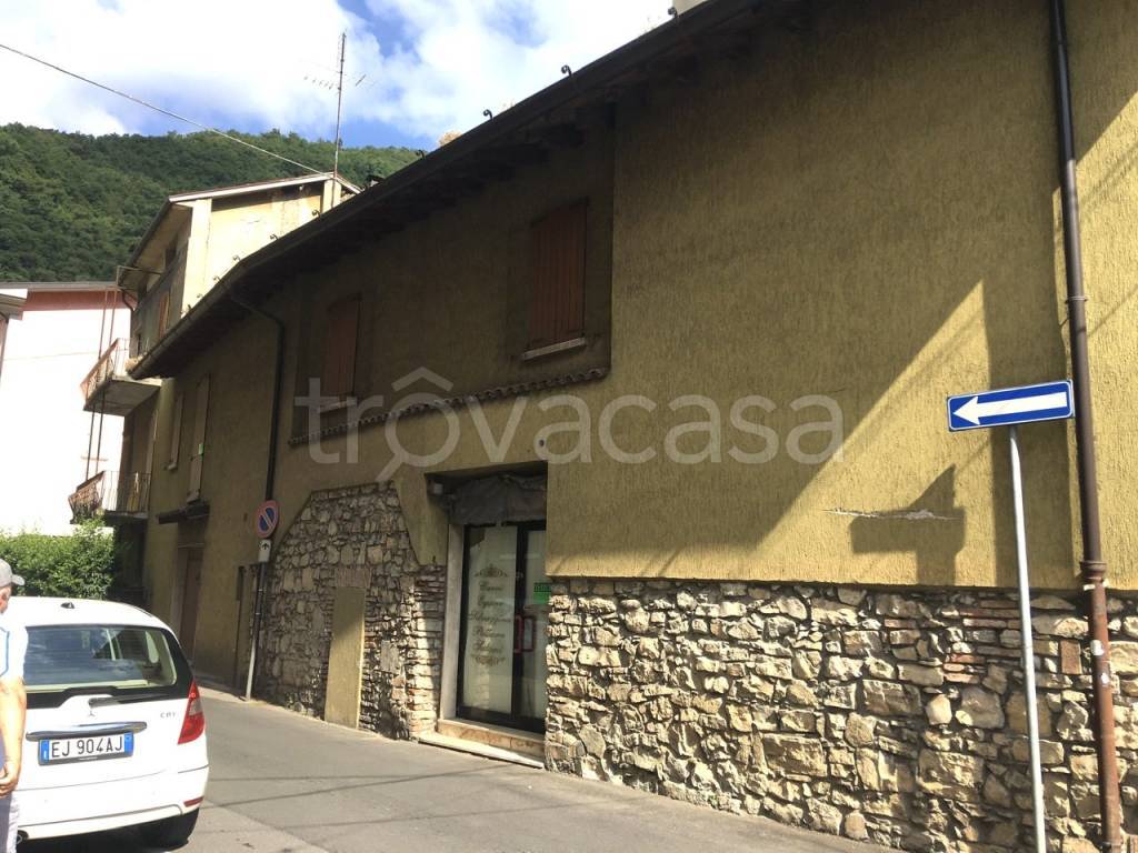 Appartamento in vendita a Gardone Val Trompia via Guglielmo Marconi