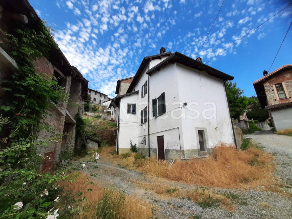 Casa Indipendente in vendita a Silvano d'Orba casale Valle Cochi