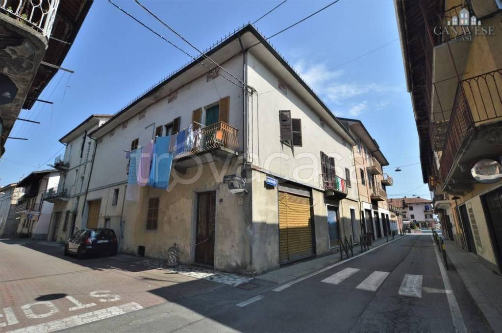Negozio in vendita a Feletto via Piero Fontana, 14