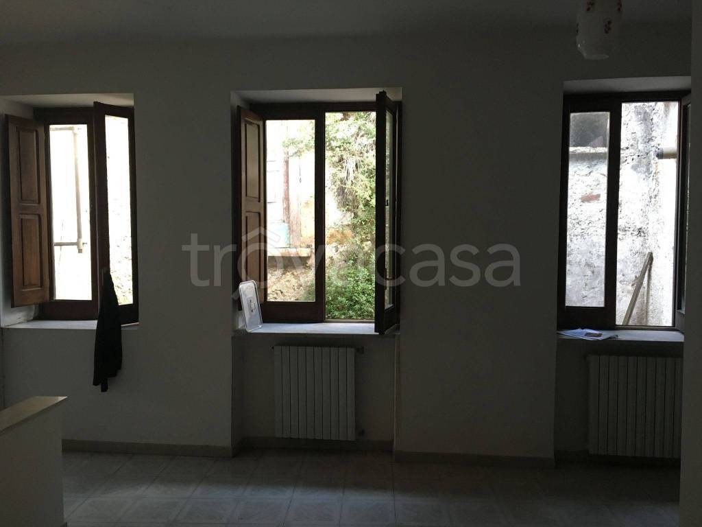 Appartamento in in vendita da privato a Castelvetere sul Calore corso Umberto I