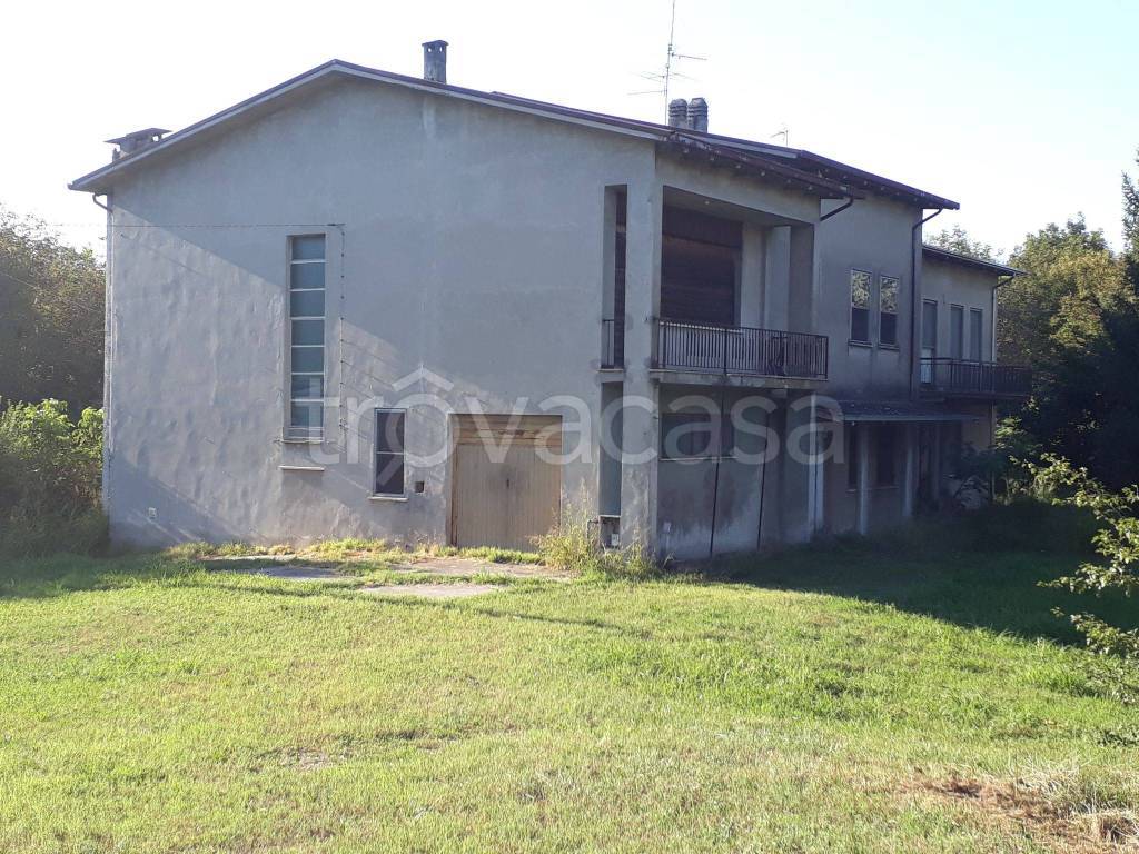 Casa Indipendente in in vendita da privato a Viadana via Argine Oglio, 116