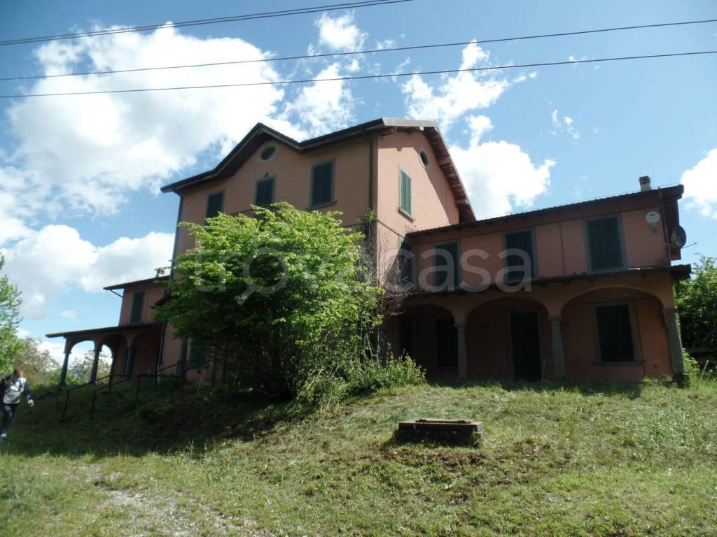 Casa Indipendente in vendita a Cene via Monte Bò, Frazione Monte Bue