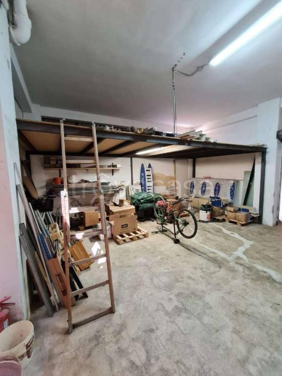 Garage in vendita a Bisceglie via l.Go Che Guevara 1