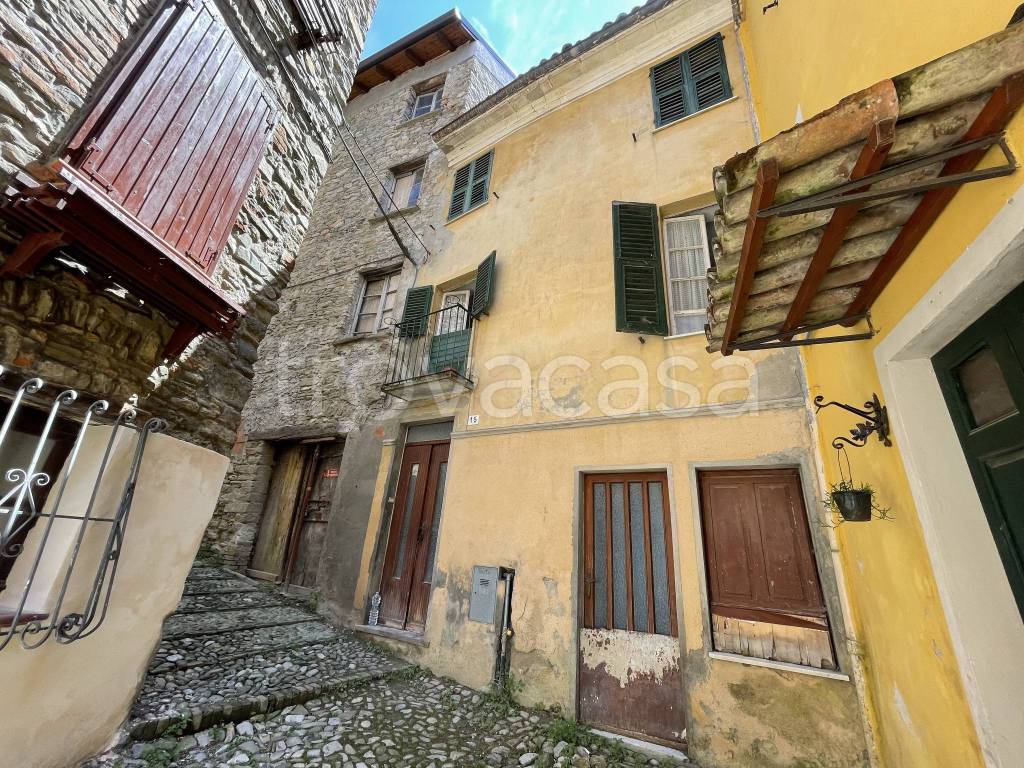 Casa Indipendente in vendita a San Sebastiano Curone