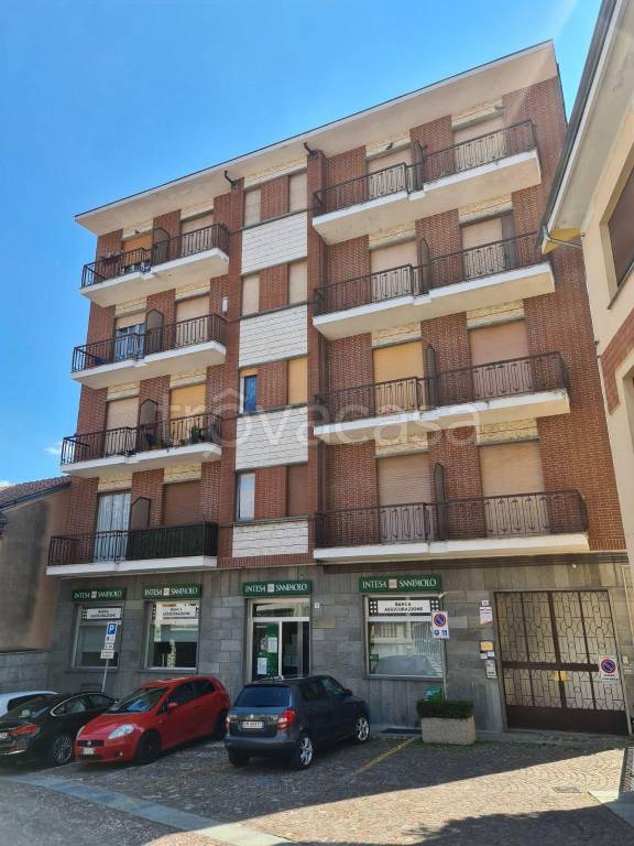 Appartamento in vendita a Villafranca d'Asti via Roma, 34