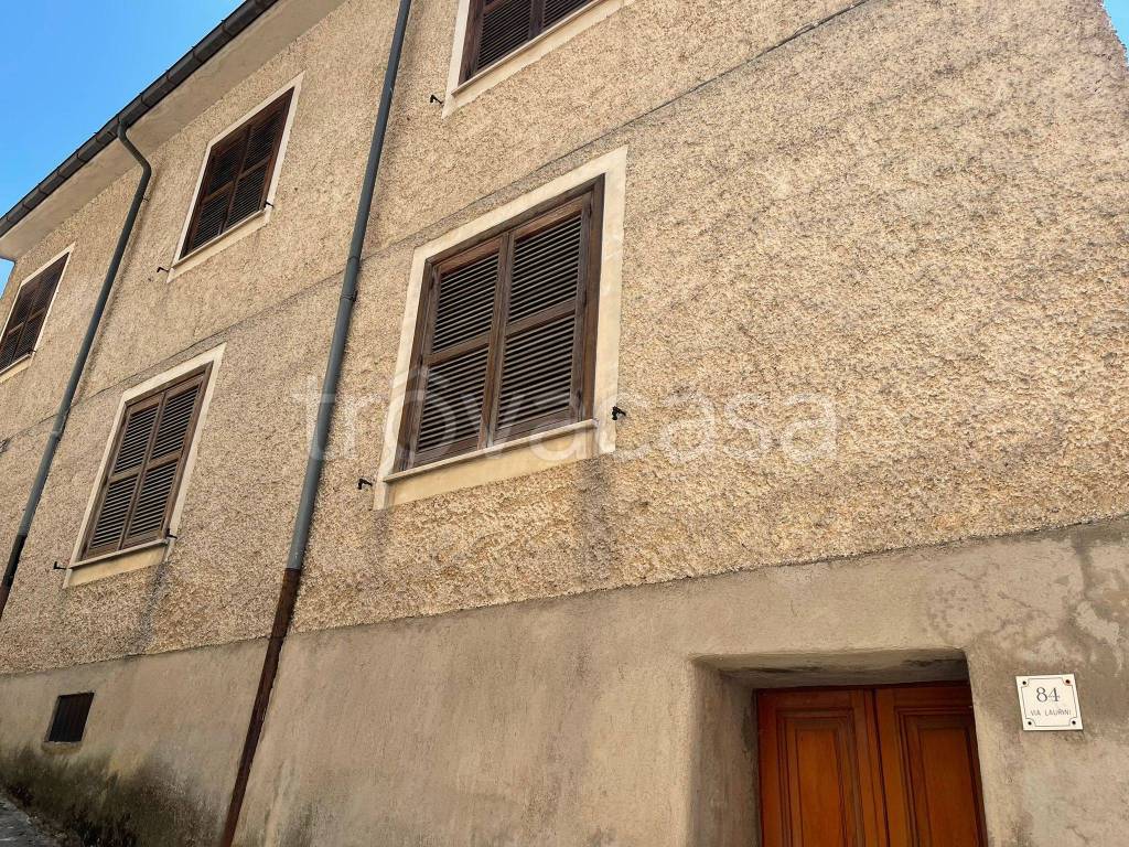 Appartamento in vendita a Montella via Laurini, 84