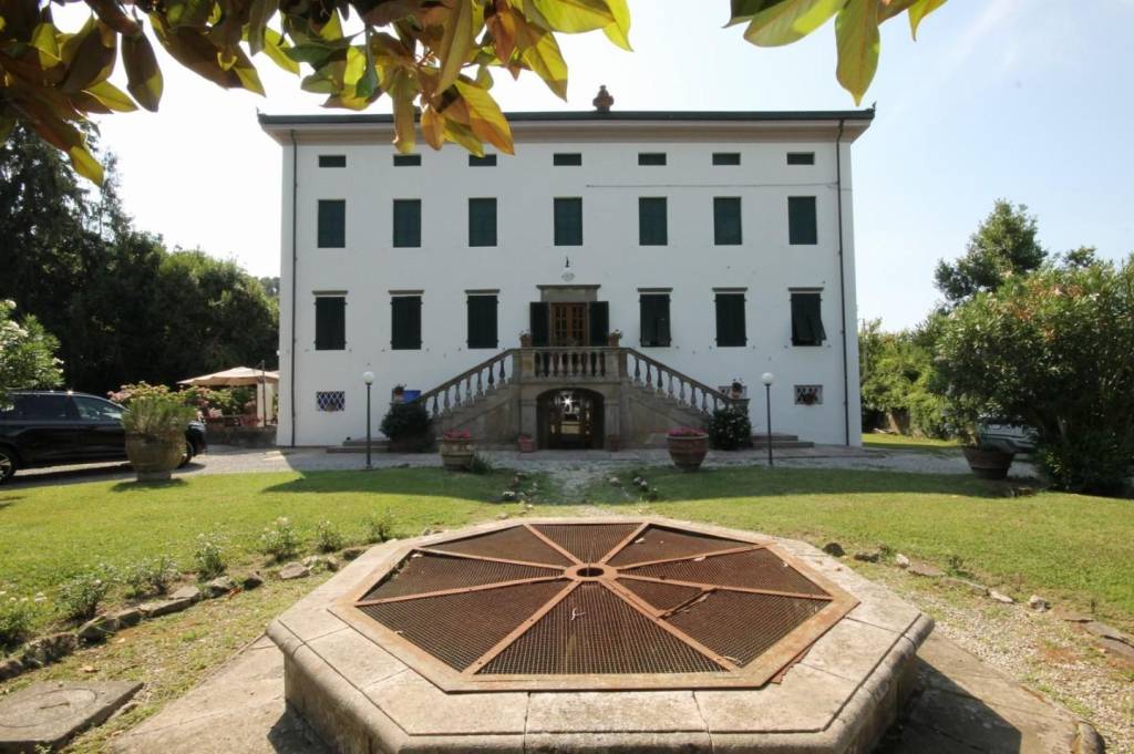 Villa Bifamiliare in vendita a Capannori via Nuova in Badia di Cantignano,, 21