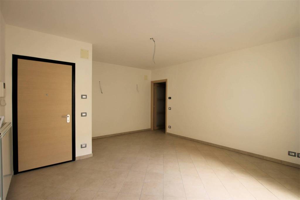 Appartamento in vendita a Fermo via Corsica, 45
