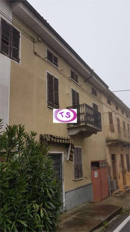 Casa Indipendente in vendita a Conzano via Vidua, 42