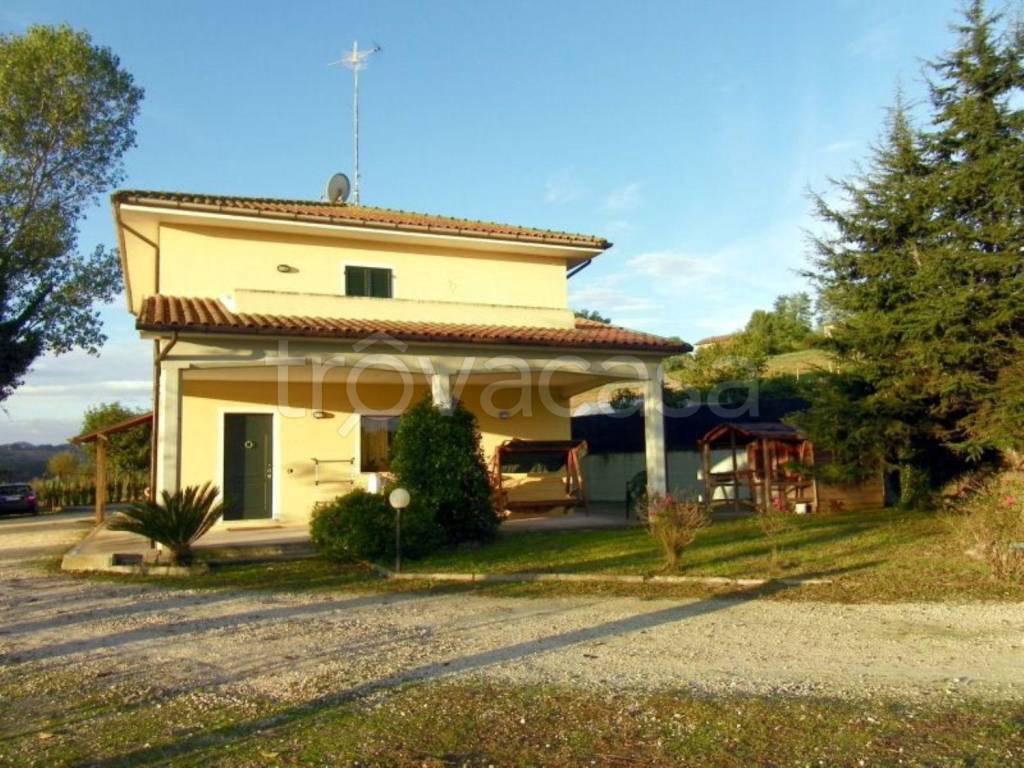 Villa in vendita a Grottazzolina strada Ete