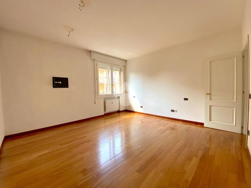Appartamento in vendita a Padova via Emilio Lovarini, 10