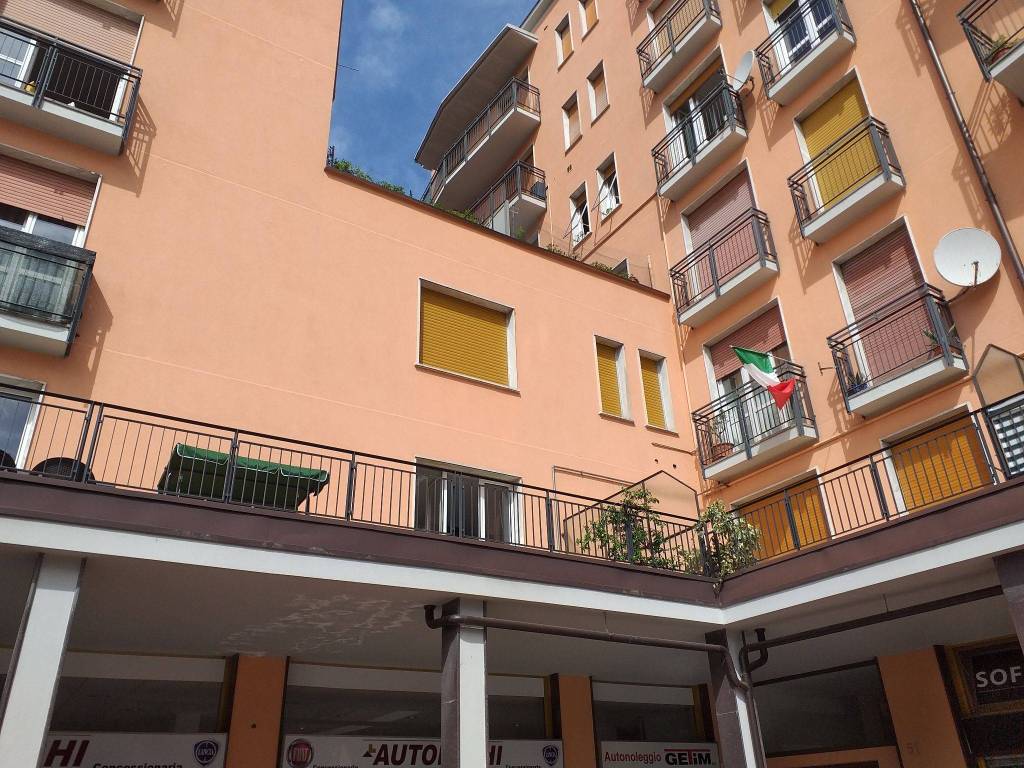 Appartamento in in vendita da privato a Luino piazzale Guglielmo Marconi