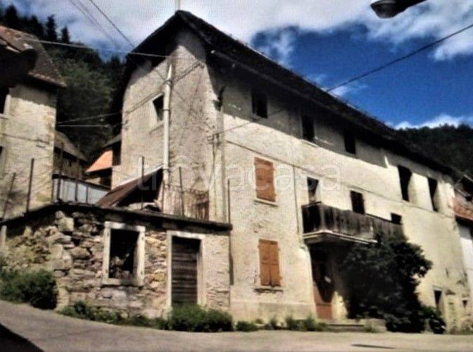 Rustico in in vendita da privato a Prato Carnico frazione Truia, 14
