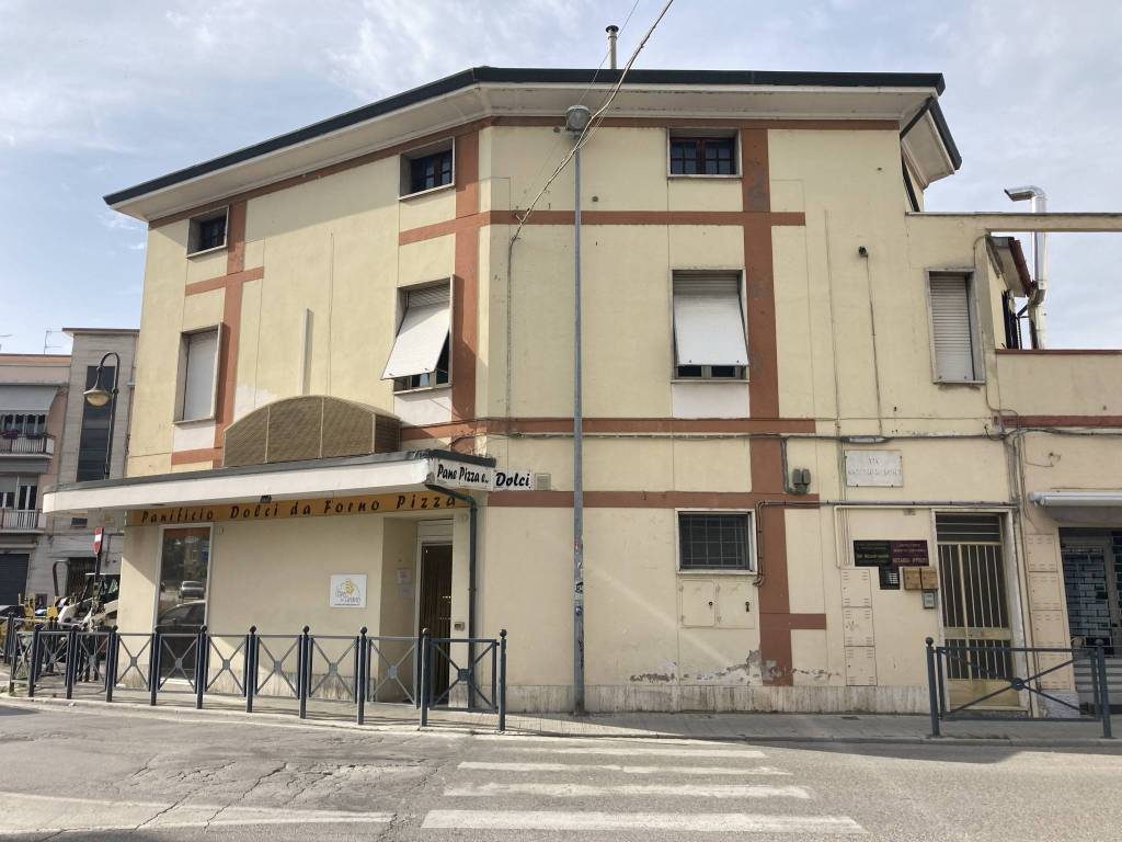 Ufficio in vendita a Chiaravalle via Antonio Gramsci, 5