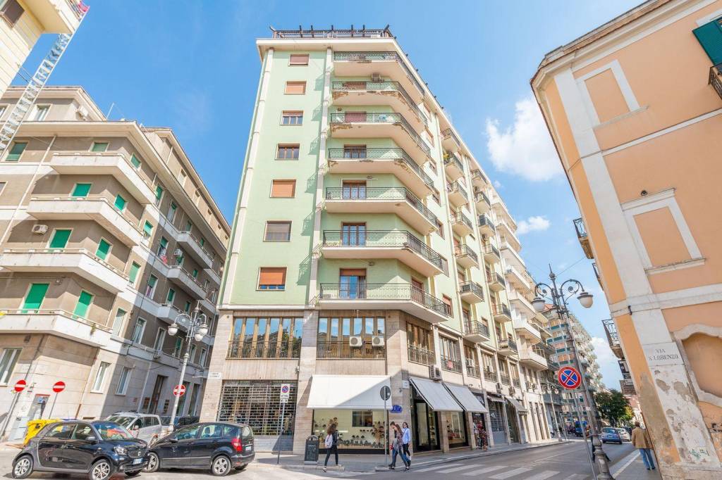 Appartamento in vendita a Foggia corso Cairoli, Foggia, fg