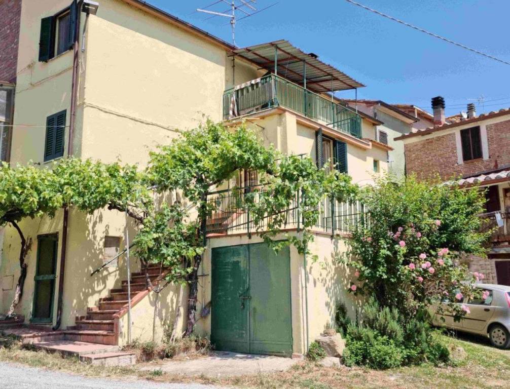 Casa Indipendente in vendita a Castiglione del Lago frazione c.Lago