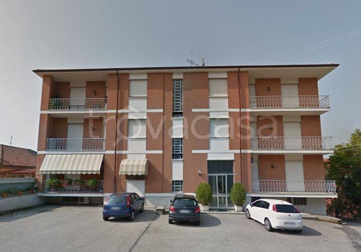 Appartamento all'asta a Grinzane Cavour via dell'Asilo, 48