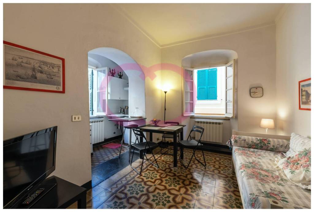 Appartamento in affitto a Varazze via Gavarone