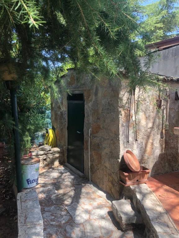 Villa in in vendita da privato a Cassano delle Murge contrada Fra Diavolo