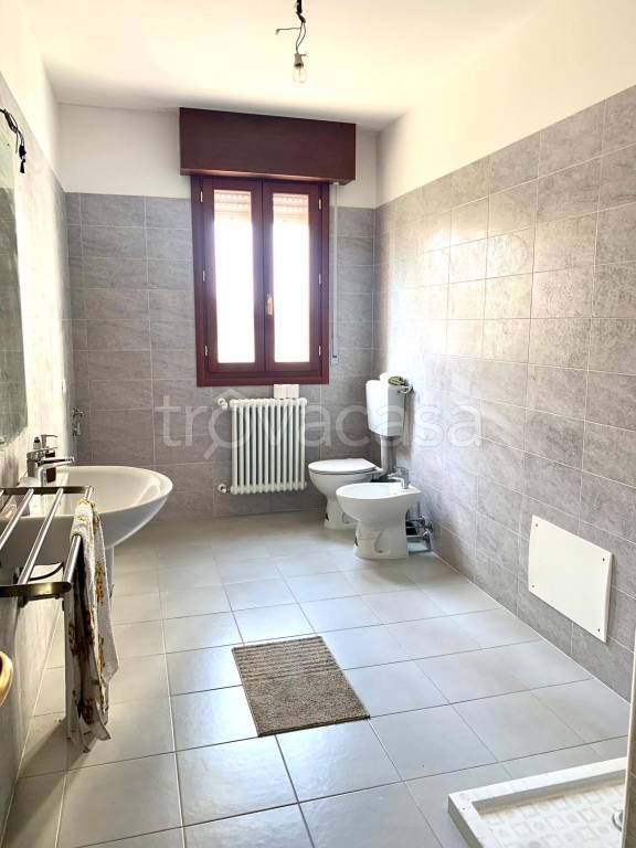 Appartamento in in vendita da privato a Mirandola via Camillo Prampolini, 13