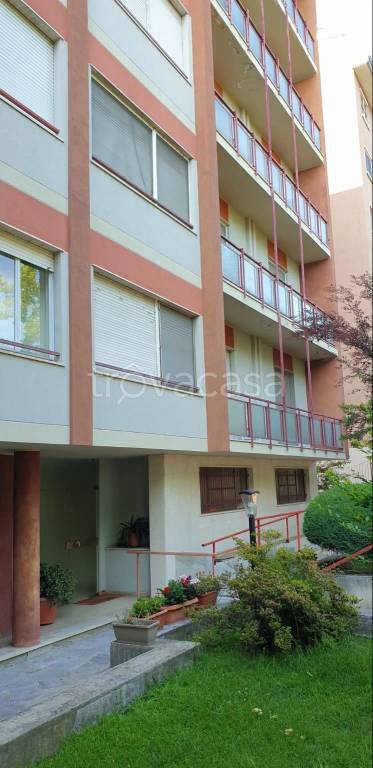 Appartamento in in vendita da privato a Vercelli corso Amedeo Avogadro di Quaregna, 43