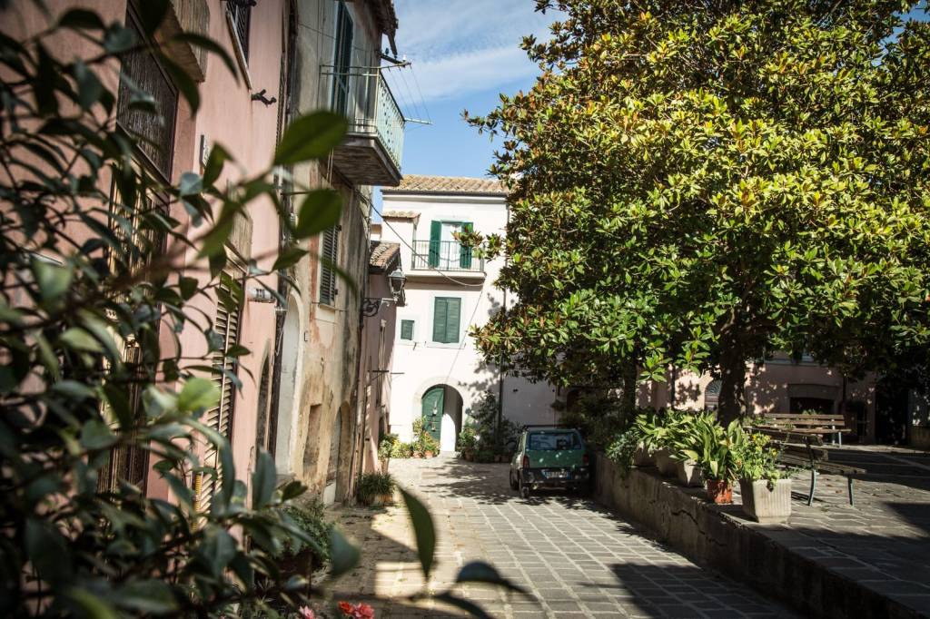 Appartamento in vendita a Montopoli di Sabina piazza Campo dei Fiori