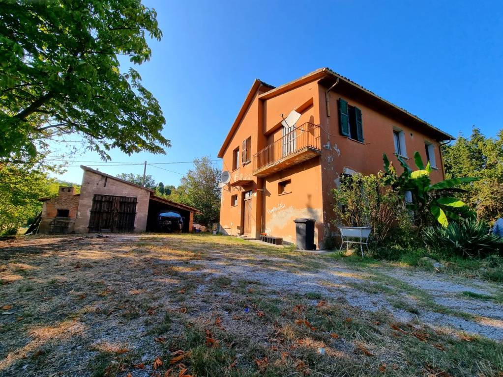 Villa in vendita a Pesaro strada del Picchio