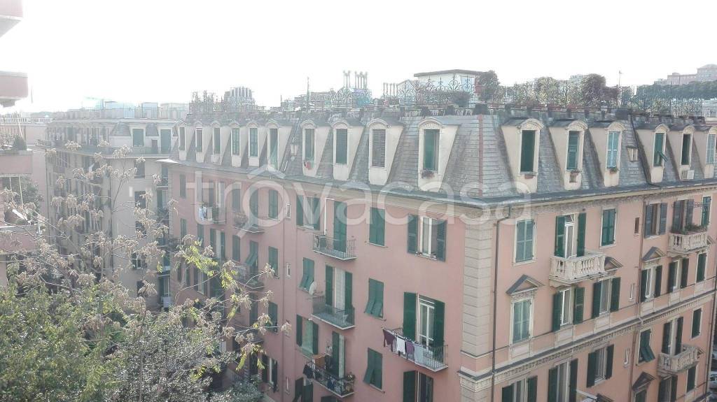 Appartamento in in vendita da privato a Genova via dei Giardini, 1
