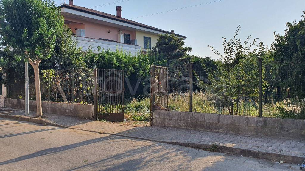 Terreno Residenziale in vendita a San Tammaro via Grazia Deledda, 16
