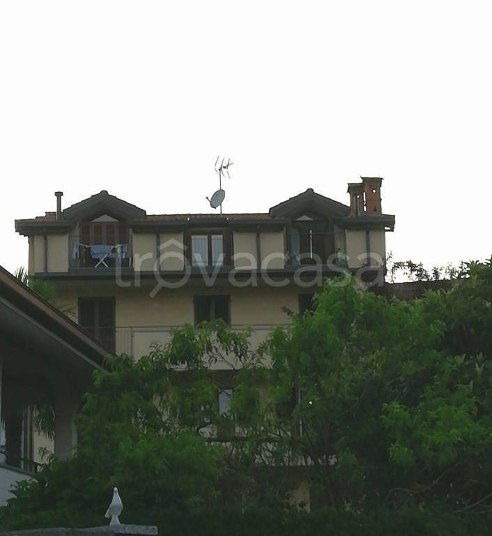 Appartamento in in vendita da privato a Garbagnate Monastero via Cornizzolo, 13