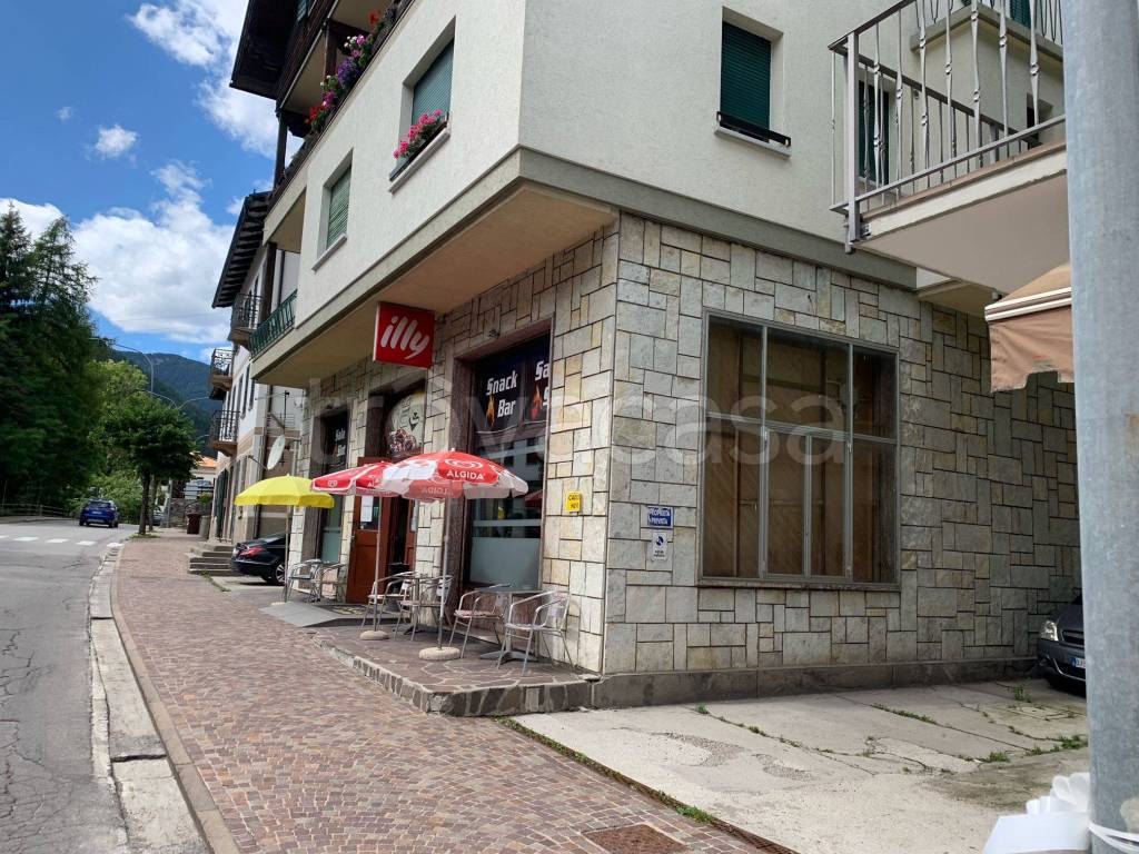 Bar in in vendita da privato ad Auronzo di Cadore via Giosuè Carducci, 18